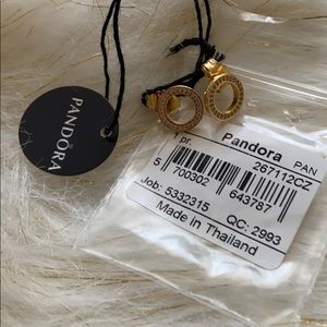Pandora circle studs